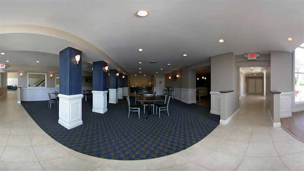 Rodeway Inn & Suites Williamsburg Central Екстериор снимка